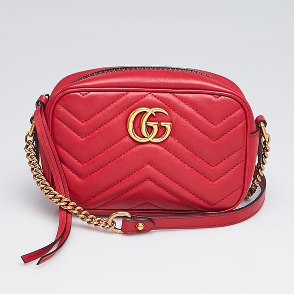 Gucci Handbags - Gucci Marmont camera bag